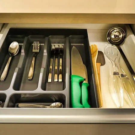 Ξενοδοχείο με διαμερίσματα Posidonia 3*