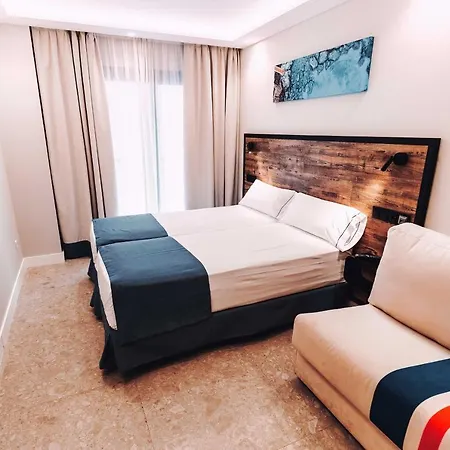 Ξενοδοχείο με διαμερίσματα Posidonia 3*