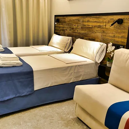 Ξενοδοχείο με διαμερίσματα Posidonia 3*