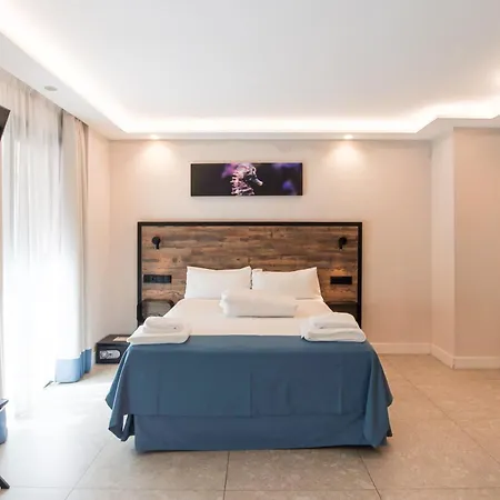 Posidonia Aparthotel 3*