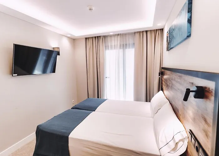 Posidonia 3* بينايدورم